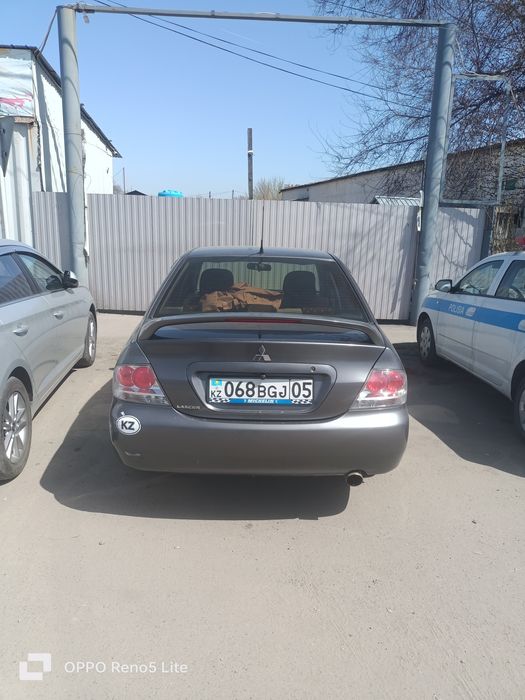 Авто Митцубиси Ланцер 2011г.