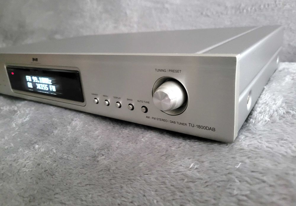 DENON TU-1800DAB tuner / radio Hi-Fi *model premiat
