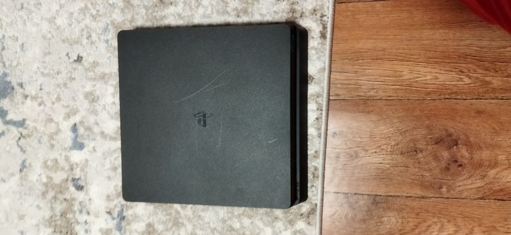 Покупал  новым soni  ps4