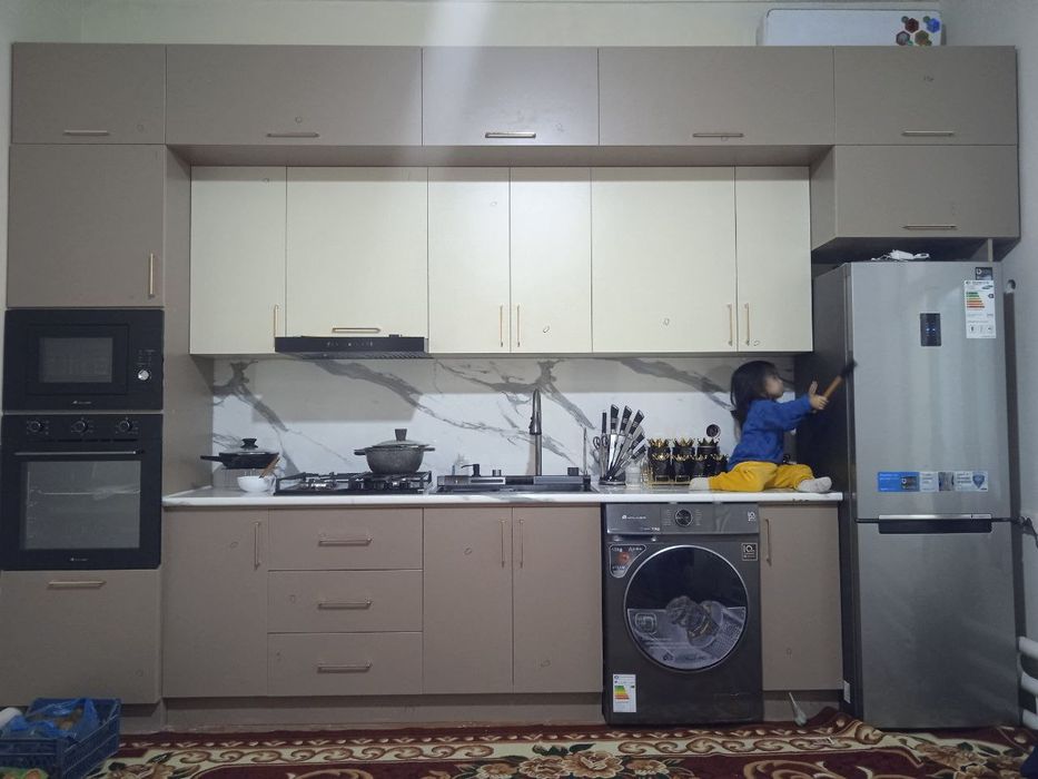 Zakazga kuhinniy mebel yasimiz