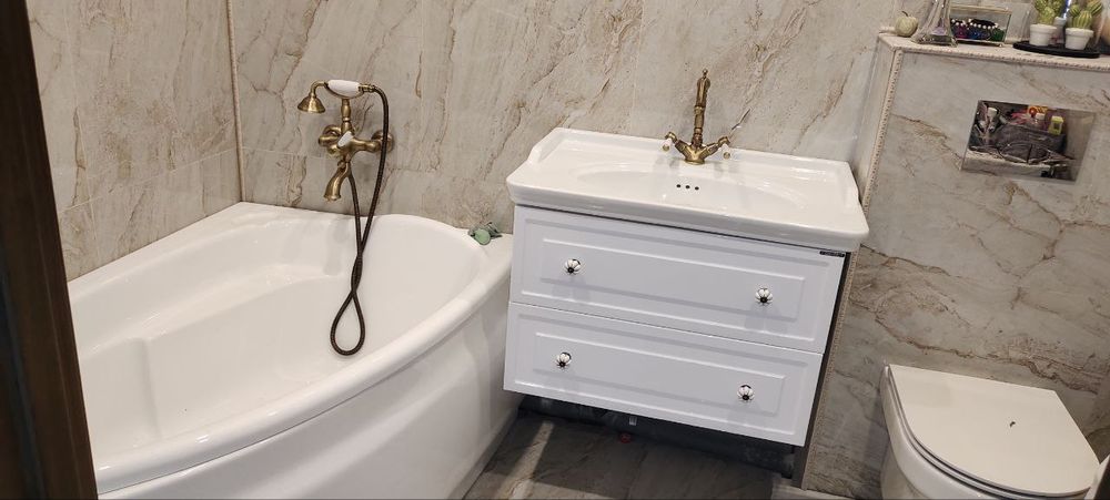 Слесарь сантехник