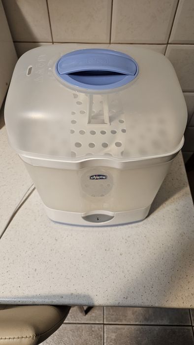 Sterilizator biberoane Chicco