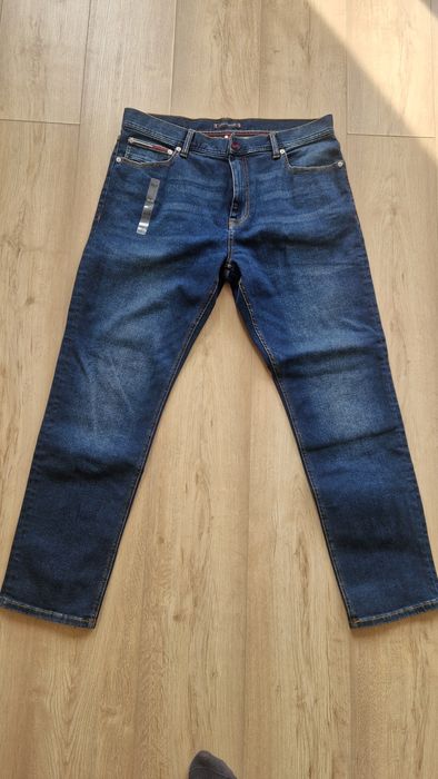 Джинсы Tommy Hilfiger, новые, оригинал