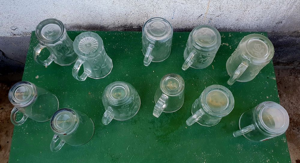 Cani portelan si sticla