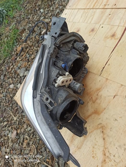 Фара левая Лексус LX570