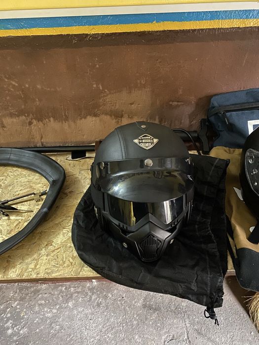 Шлем для езды на мотоцикле