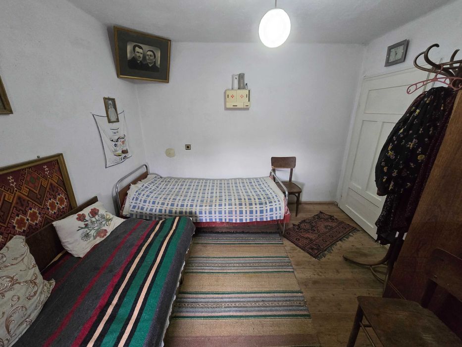 Къща в село Полски Сеновец