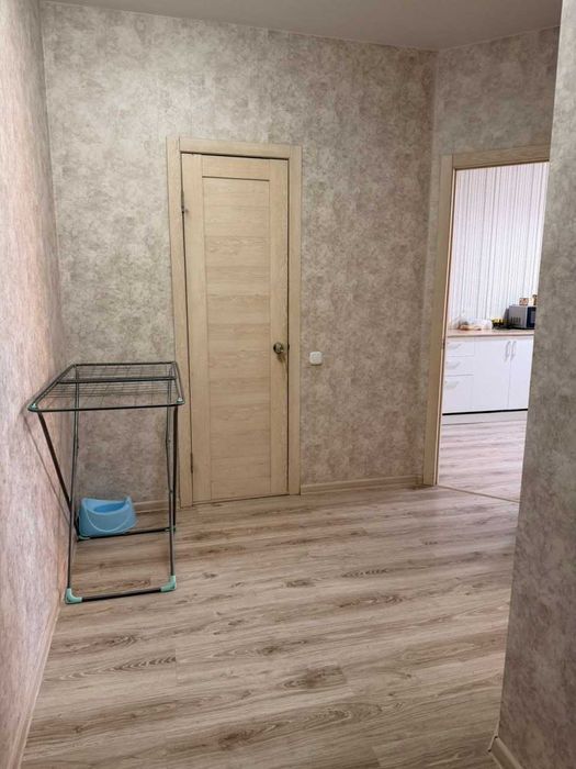 Продается 1 ком мкр Береке 40кв.м