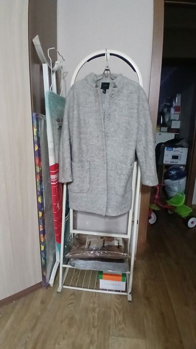 Продам пуховик автоледи.