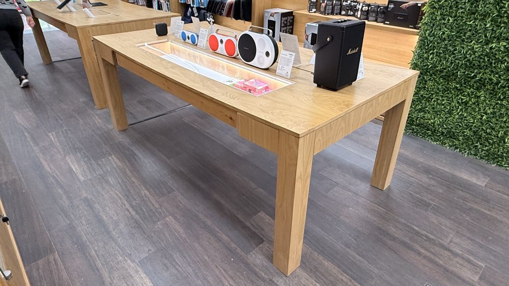 Мебели, обзавеждане, оборудване за магазин,етажерки рафтове в