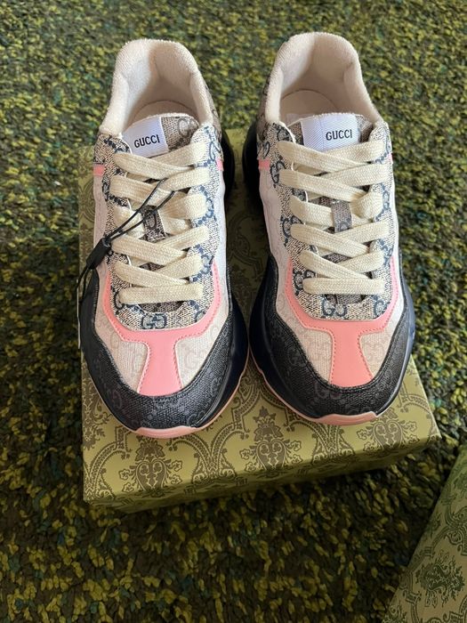 Gucci rhyton roz 40 Full Box