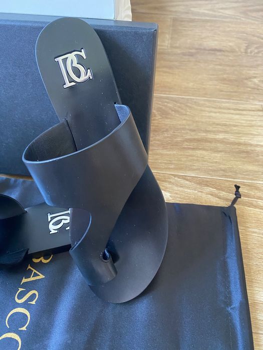 Продам шлепки оригинал