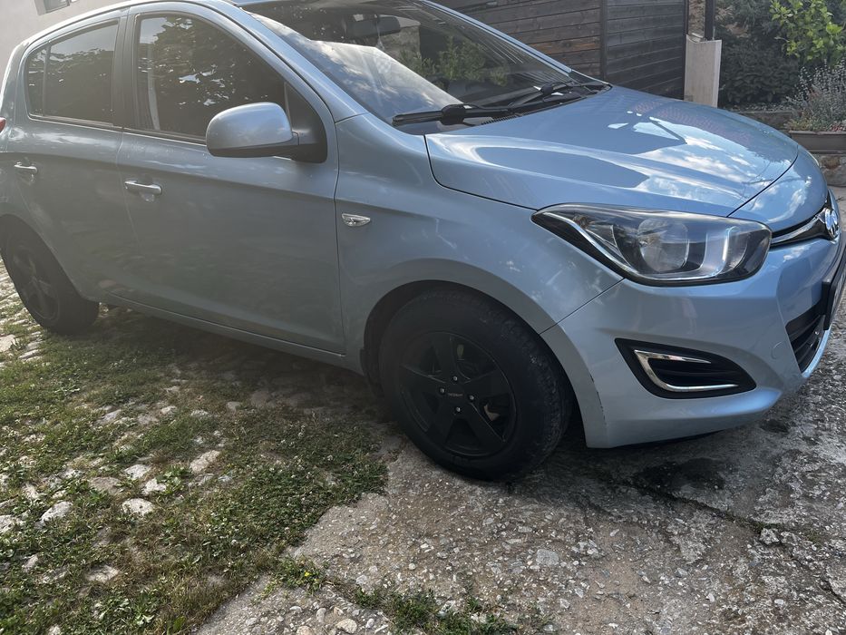 Hyundai i 20.