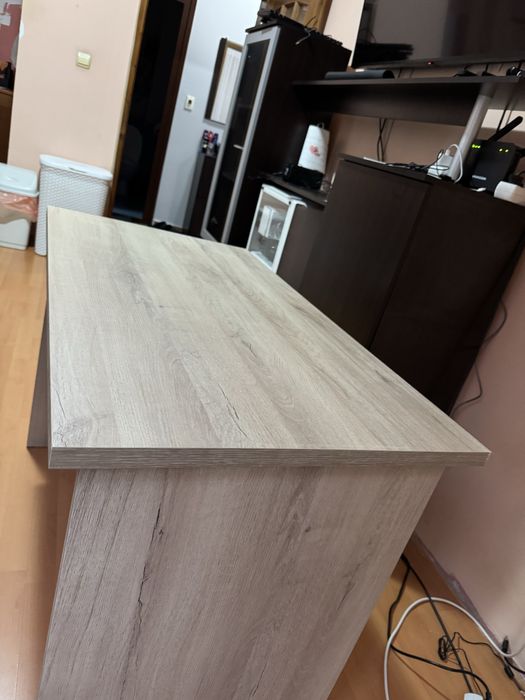 Бюро за офис или домашно използване