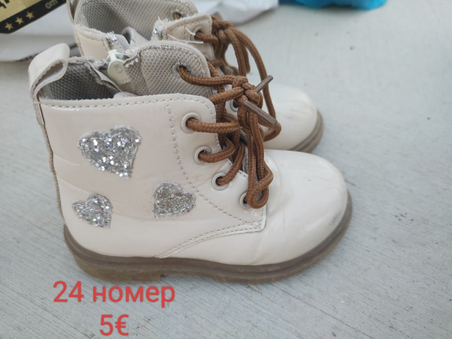 Пантофи, маратонки,ботушки, 21,22,24, 25 номер, 3,5,6,10€
