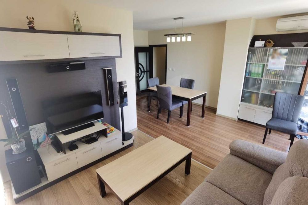 Продава се Тристаен апартамент в Пловдив, Тракия - 109 кв.м за 1901 €/кв.м - Снимка #4