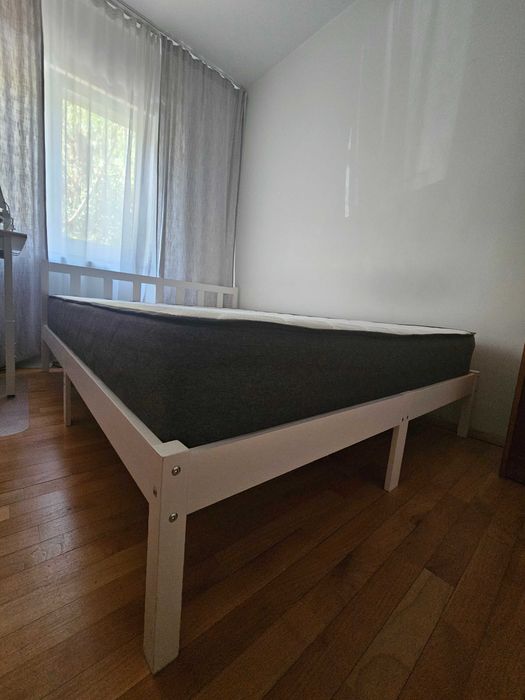Set complet – pat + saltea + topper 140 × 190 cm