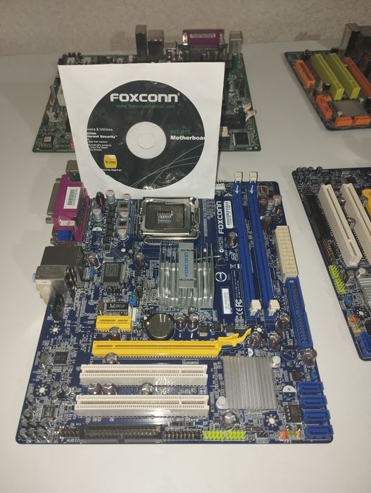 Продам компьютерные запчасти