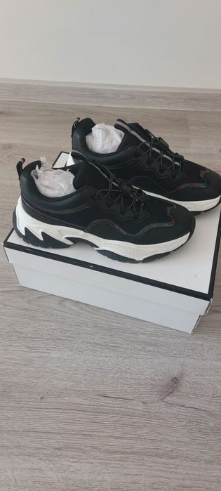 Дамски маратонки STEVE MADDEN