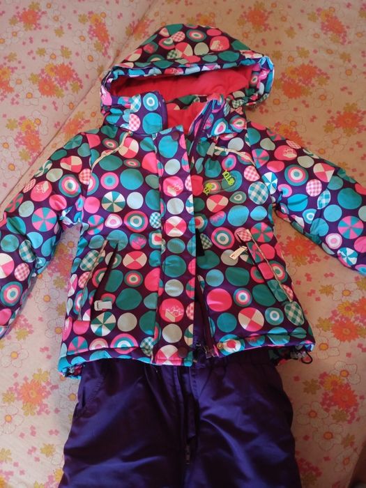 Продам детский зимний комбинезон