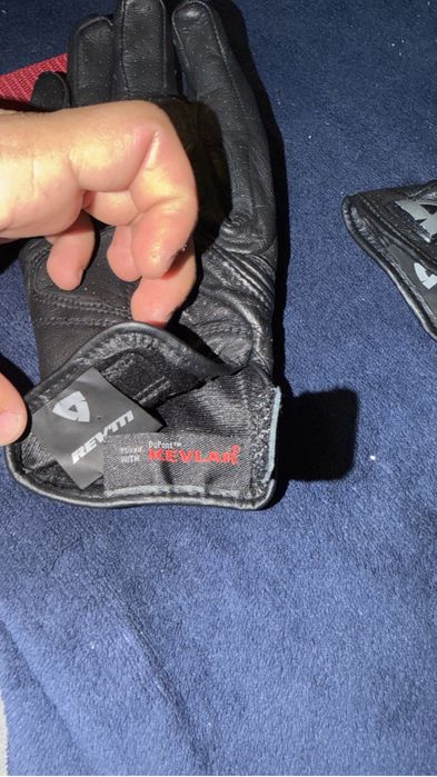 Manusi Reviti kevlar marimea XS noi nepurtate