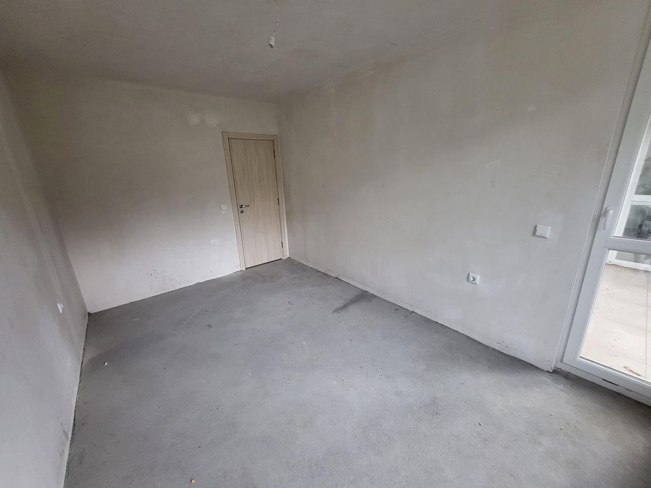 Продава се Тристаен апартамент в Стара Загора, Три чучура - север - 89 кв.м за 1057 €/кв.м - Снимка #3