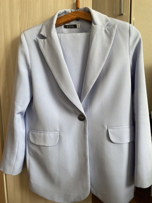 Классический костюм