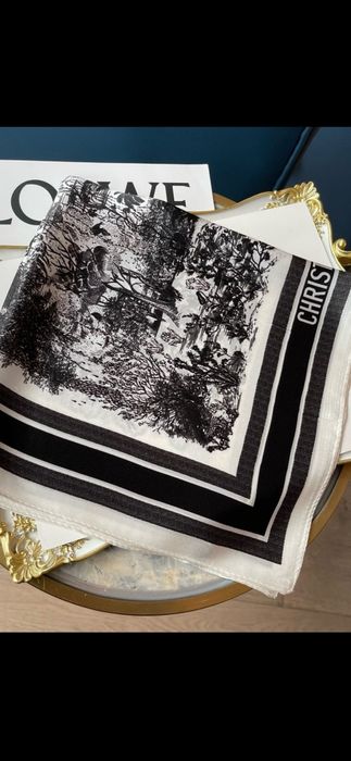 Eșarfă Christian Dior, model 2026, 100% mătase, 70x70cm