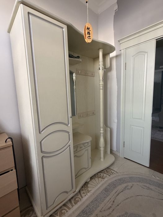 Прихожая мебель в коридор дерево