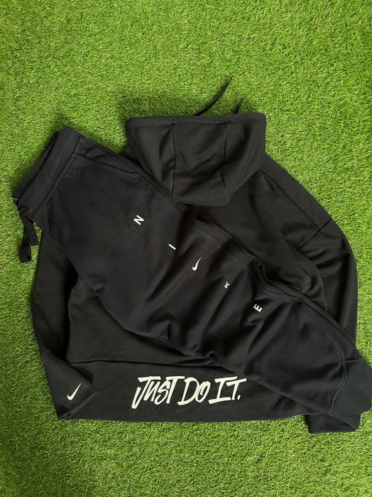 Дамски екип : Nike DRI-FIT Just do it M