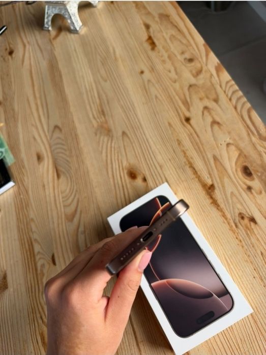 Iphone 16 Pro 256Gb 90%