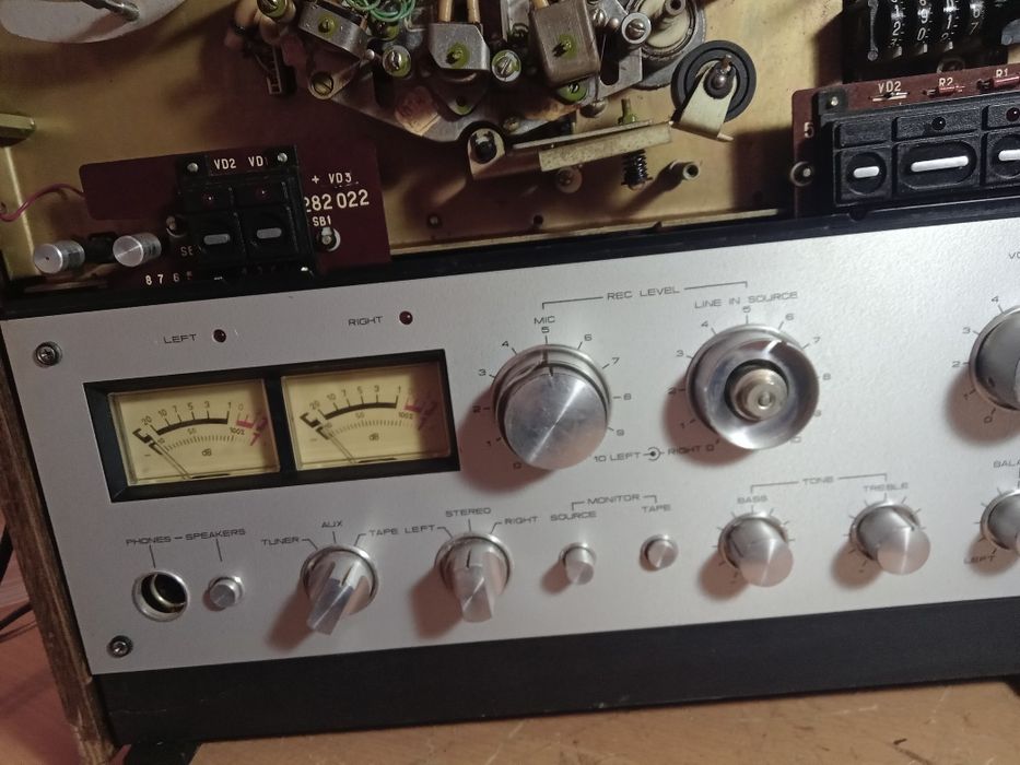Masca frontala magnetofon Rostov 105L