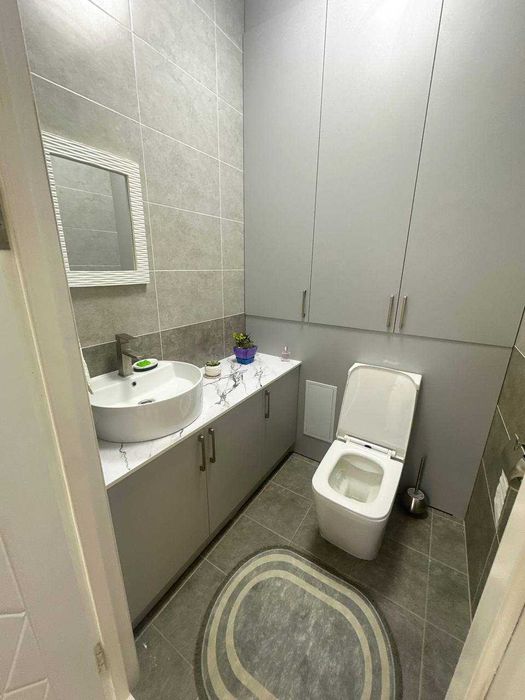 Династия Golden House, 2 комнатная ЕВРО ремонт с обстановкой