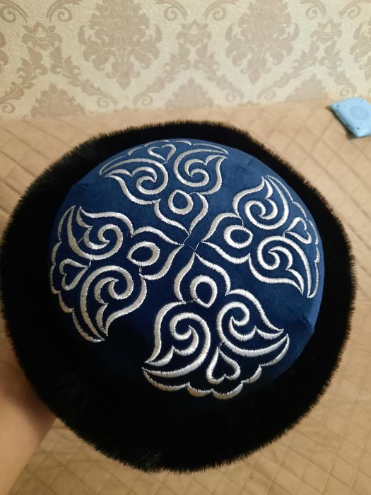 Шапан сатылады заказбен тігілген