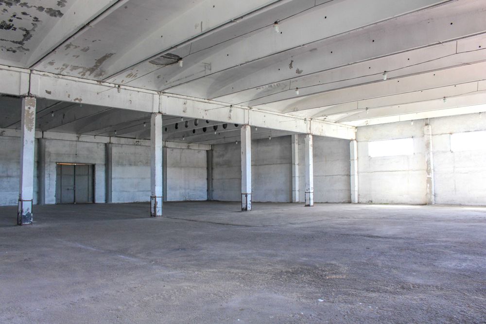 Сдаются теплые и холодные склады в городе