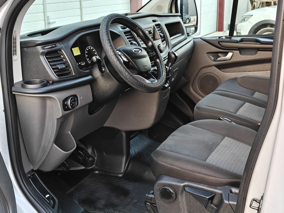 Ford Tranzit Custom Supraînălțat 2018 E6/2.0 Tdci-130 cp Manuală /3Locuri+Marfă