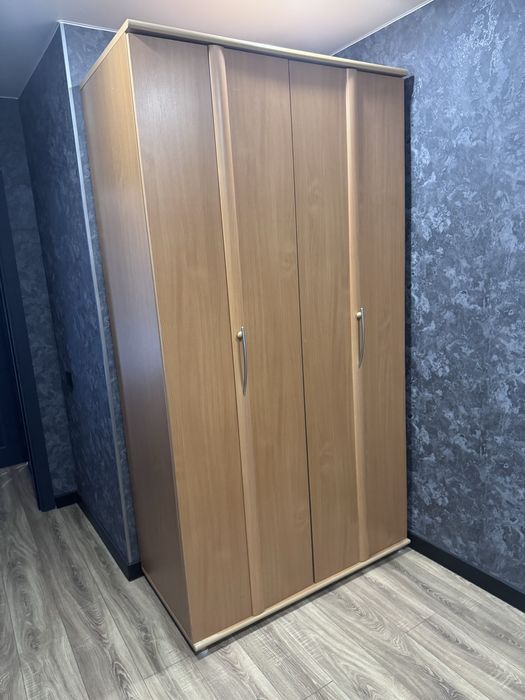Двух метровый шкаф