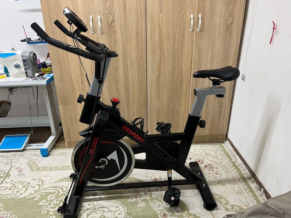 Тренажерный велосипед