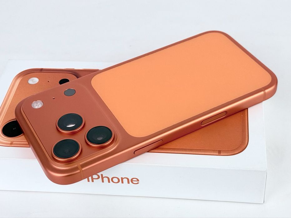 Apple iPhone 17 Pro Max 256GB Cosmic Orange 99% Батерия!  Гаранция!
