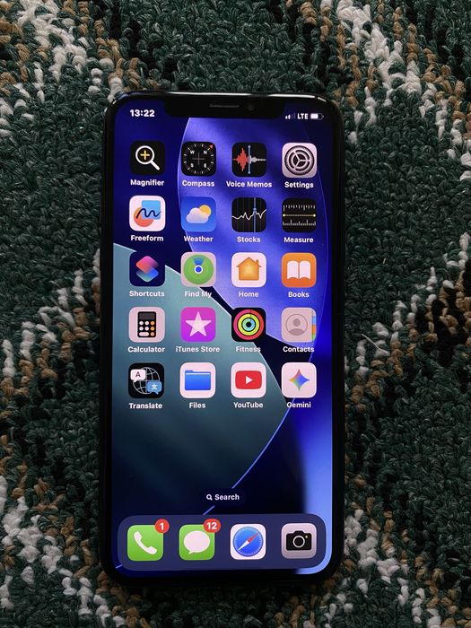 iPhone X sotiladi srochna