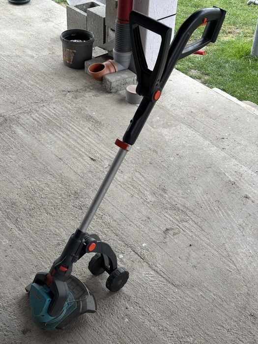 Trimmer / motocoasa electrica Gardena 450Li pe acumulator 18v