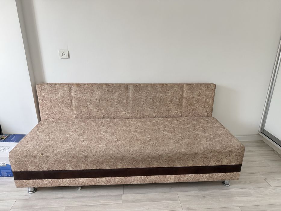 Продаем диван (тактай)