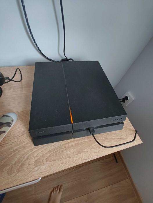 Продавам Ps4 от Стара загора