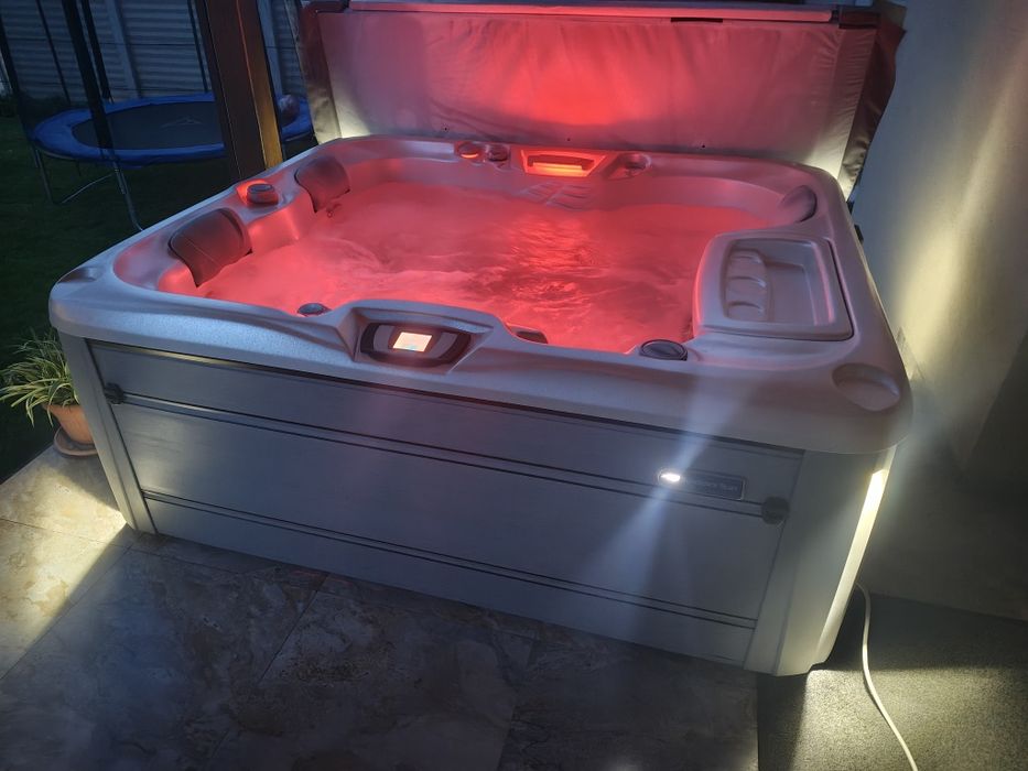Jacuzzi Sundance 880