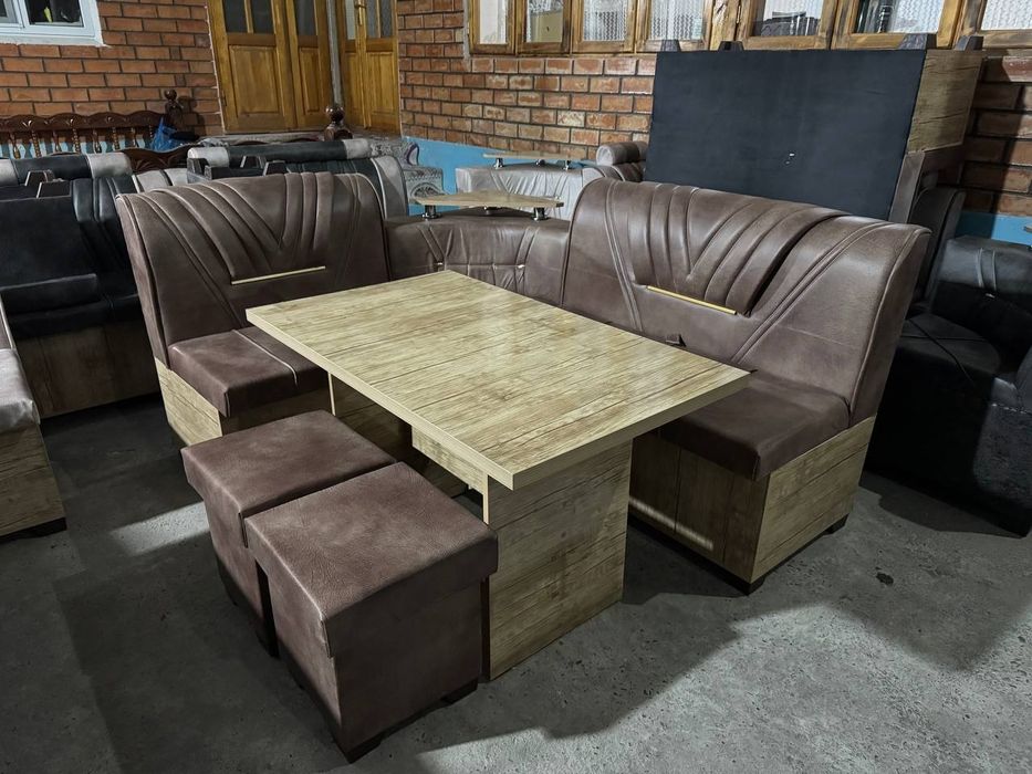 Продаётся новые кухонные уголки