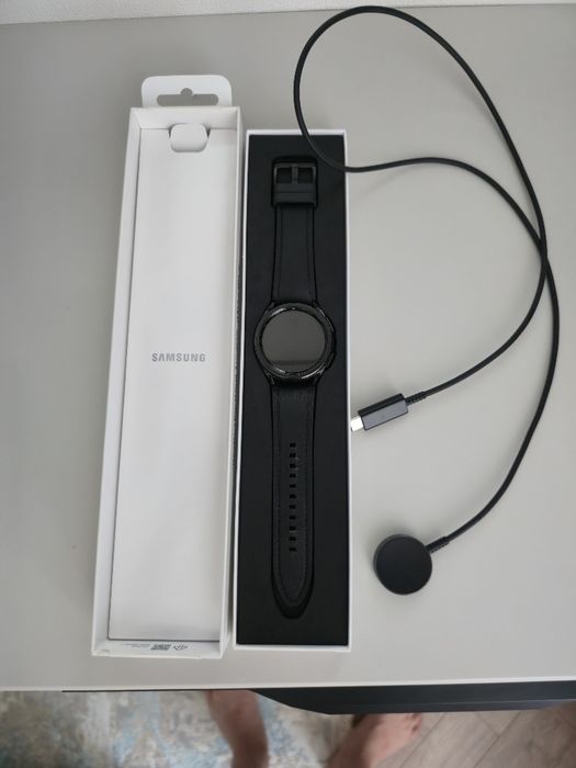 Samsung Galaxy Watch 6 Classic — Отличное состояние