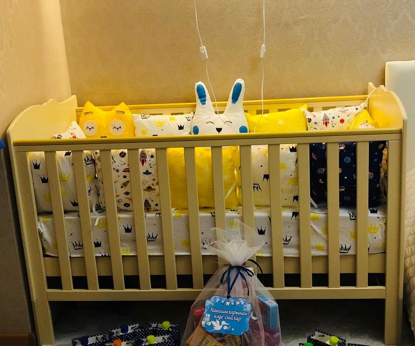 Детская кроватка.