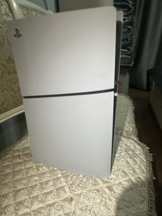 продам playstation 5 slim