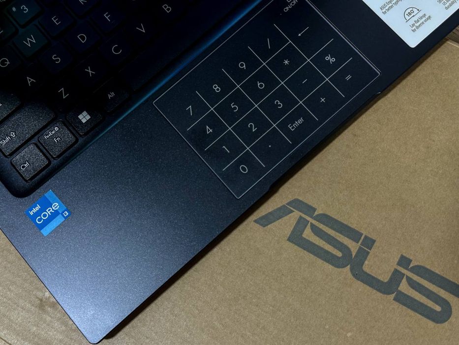 Asus VIVOBOOK 12-Avlod CORE I3 kuchli notebook