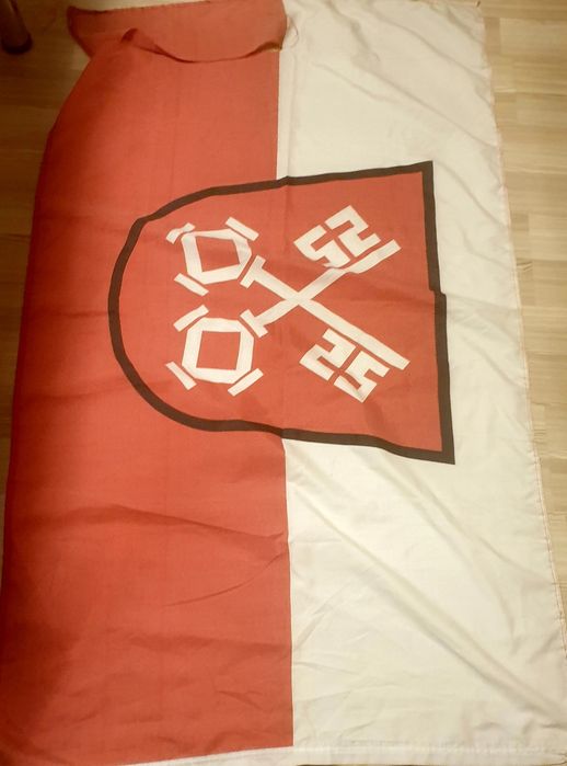 38 steaguri   mari și mici